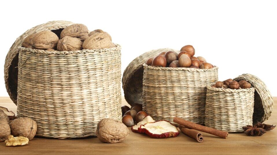 Hazelnut is a healthy product that effectively increases potency in men. 